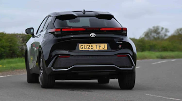 Toyota C-HR - rear cornering