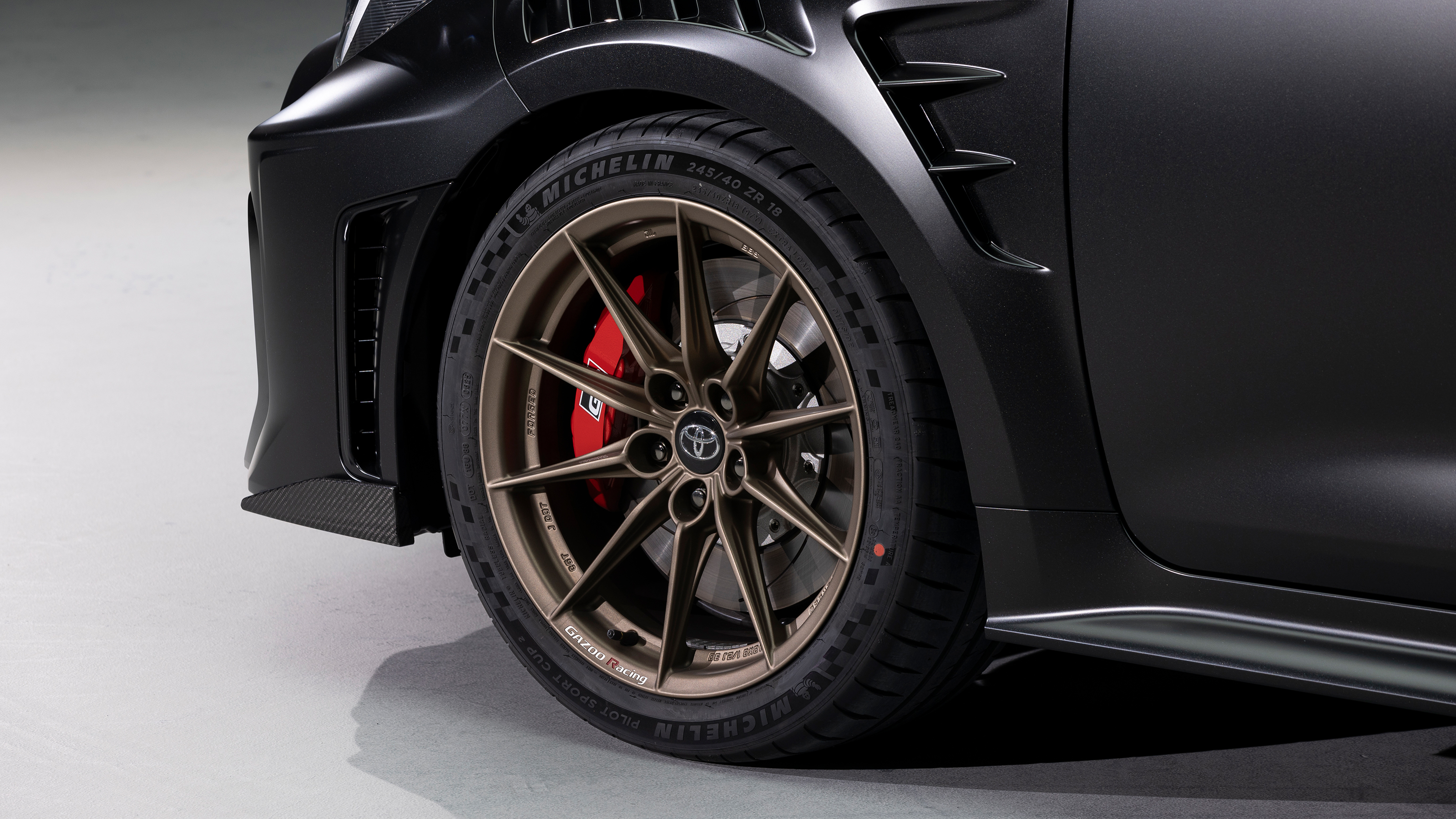 Toyota GRMN Corolla - alloy wheels