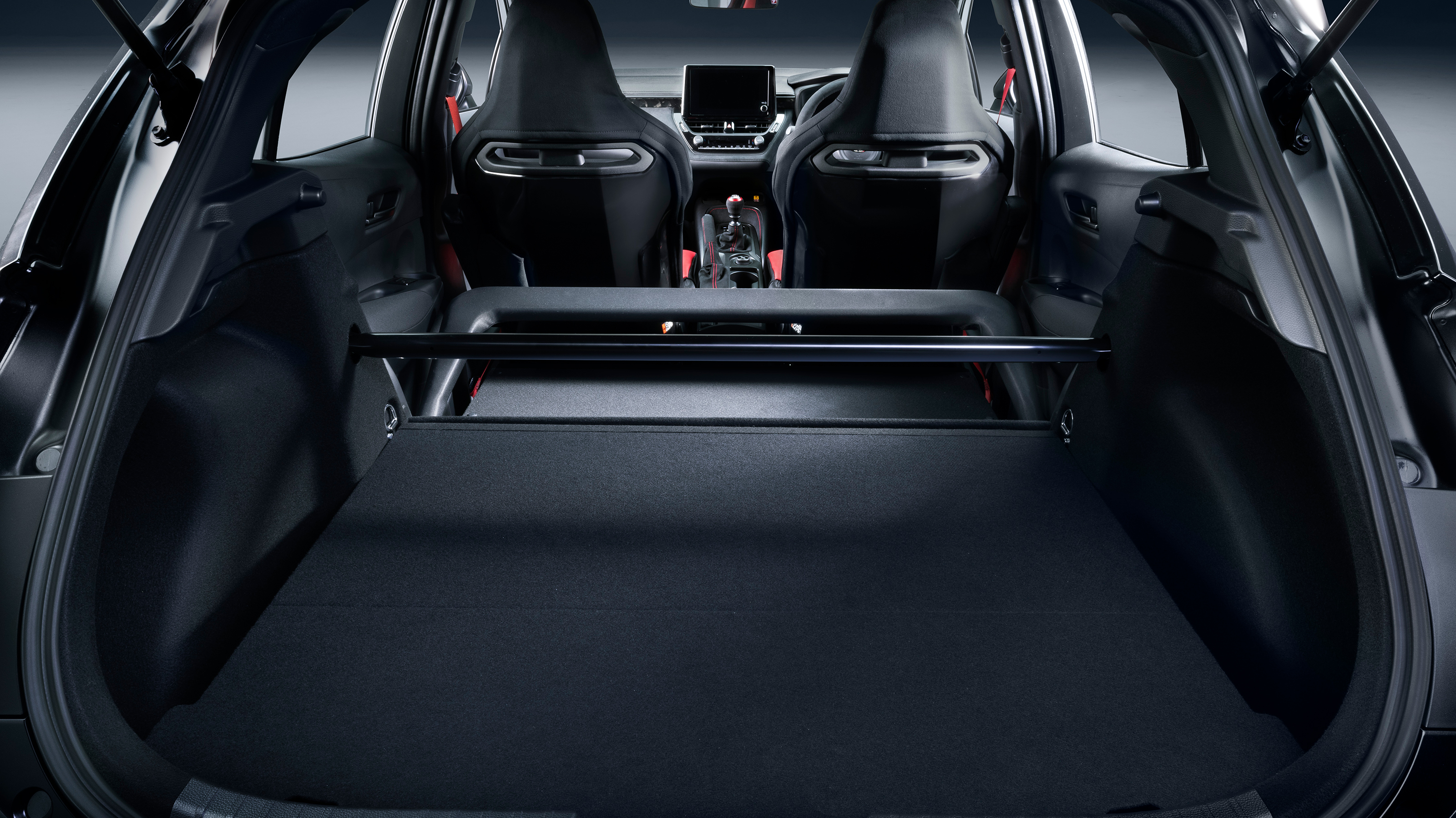 Toyota GRMN Corolla - boot space
