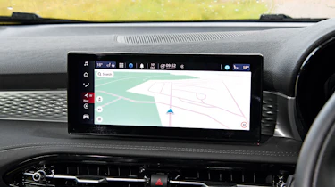 Used Alfa Romeo Tonale - screen
