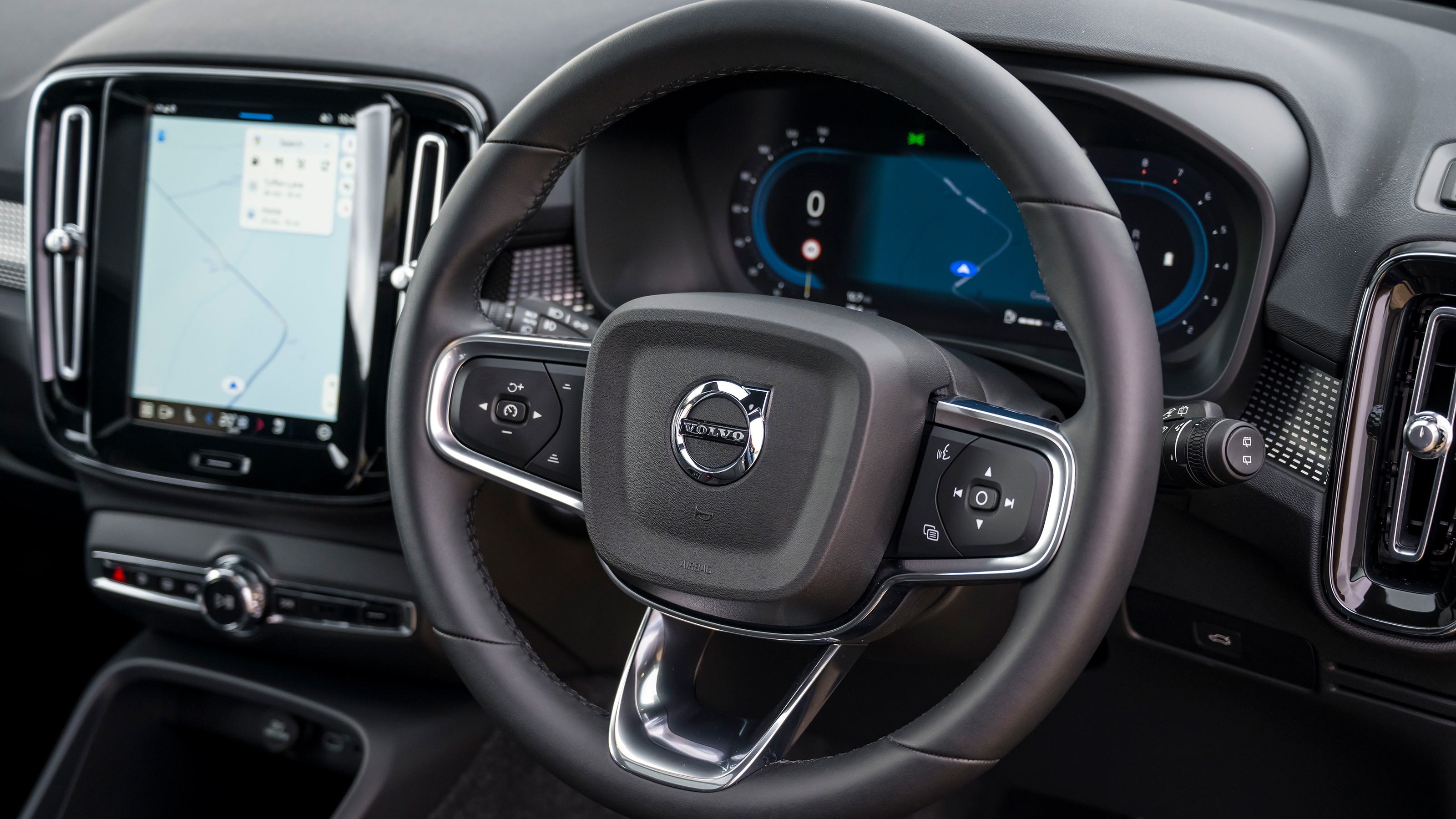 Volvo XC40 - dashboard