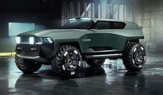 Aston Martin Dreadnought - front angled