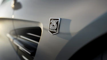 Aston Martin Vanquish 25 - 25 badge