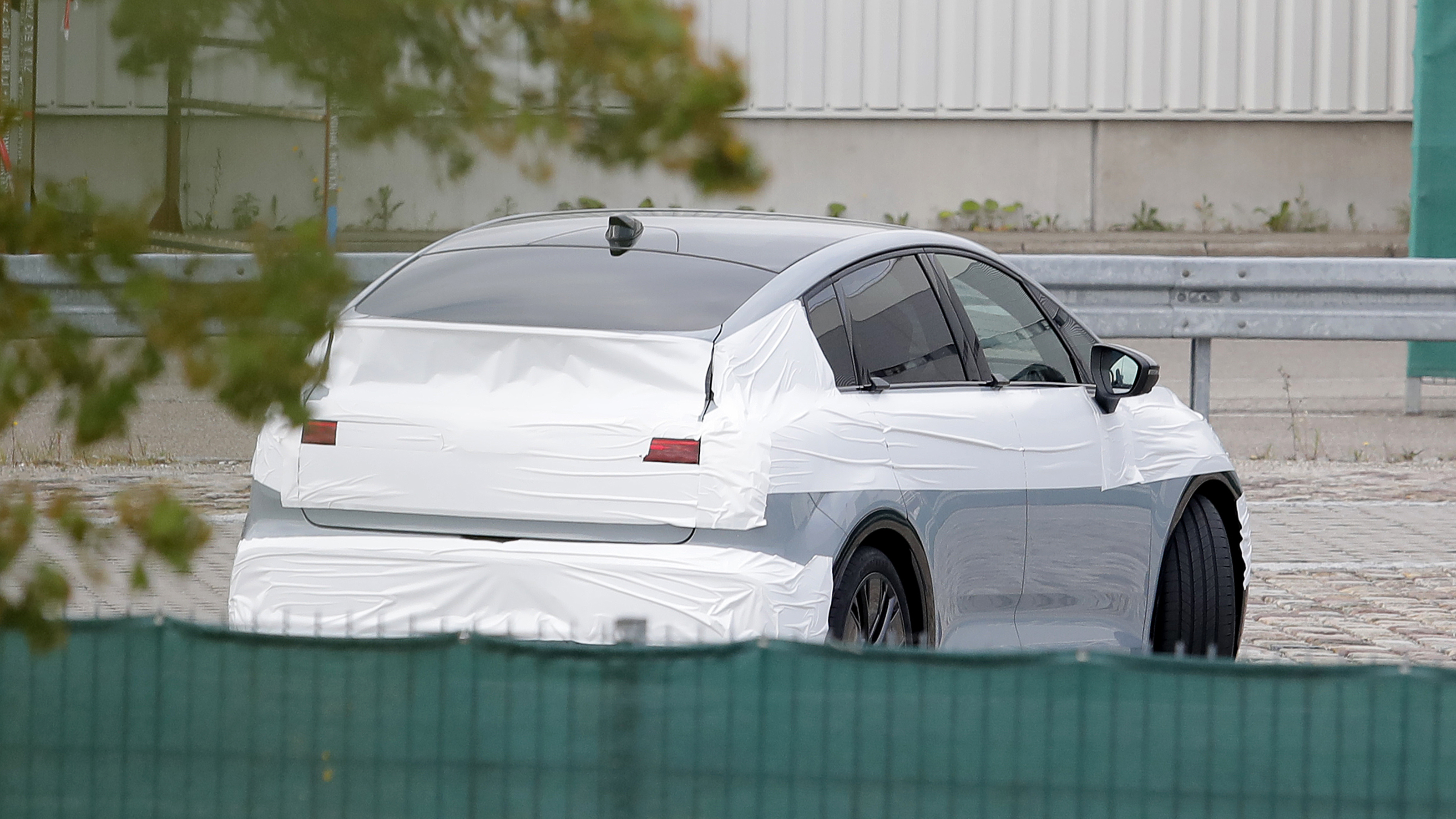 Audi A2 e-tron spy shot - rear 
