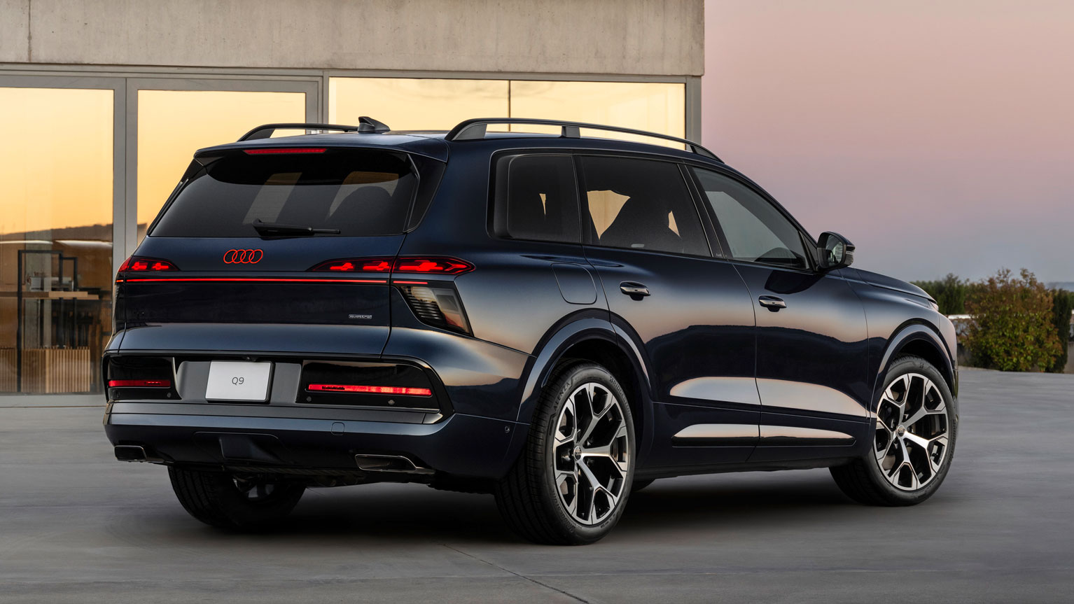 Audi Q9 - rear static