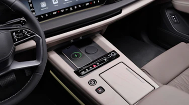 Audi Q9 - interior