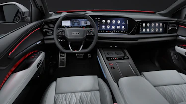 Audi SQ9 - cabin