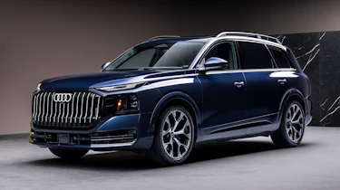 Audi Q9 - front studio