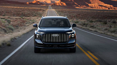 Audi Q9 - full front action
