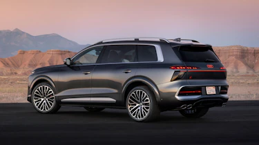 Audi SQ9 - rear static
