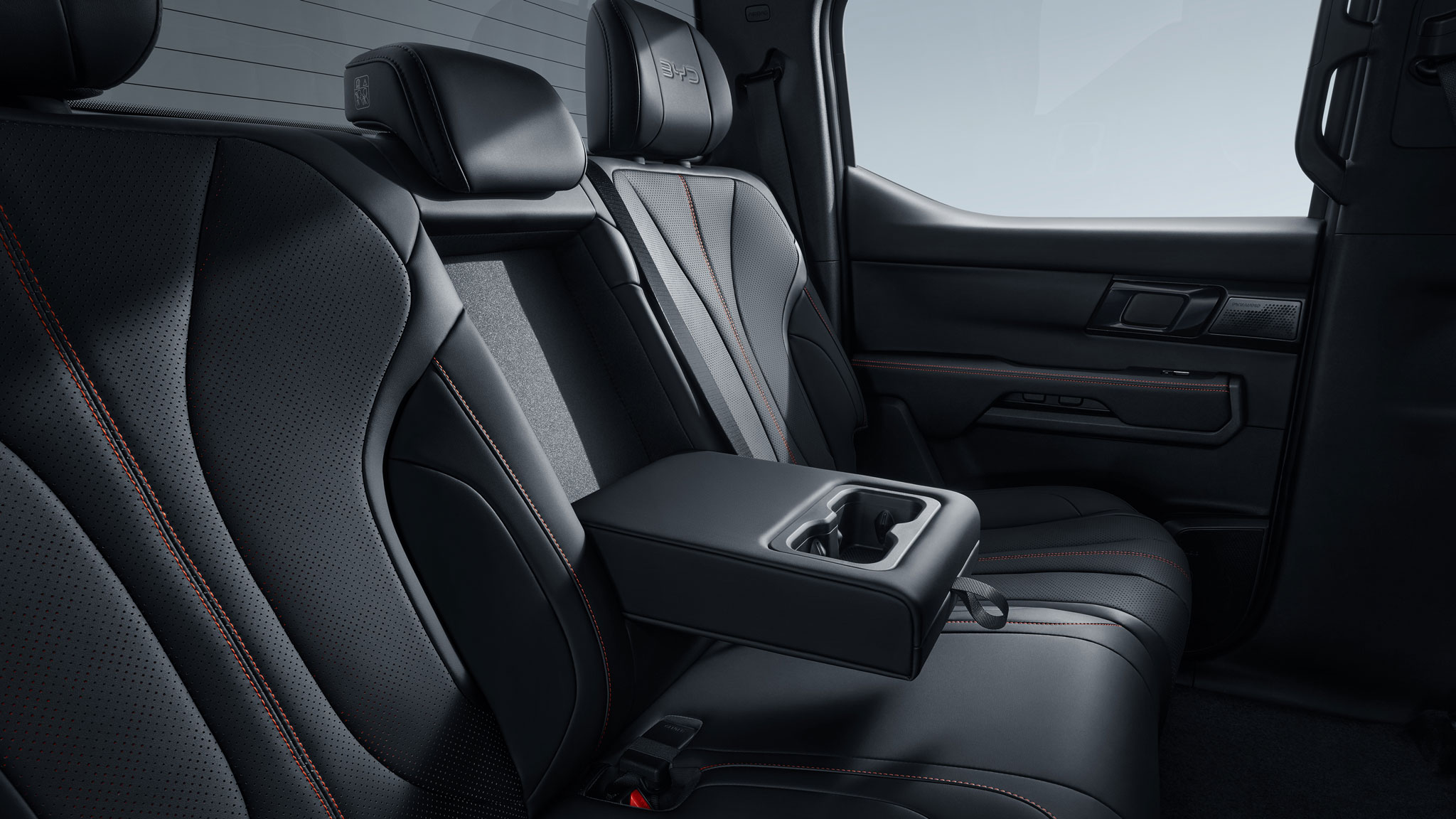 BYD Shark - rear seats