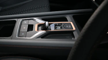 Cupra Formentor VZ5 2026 UK - centre console