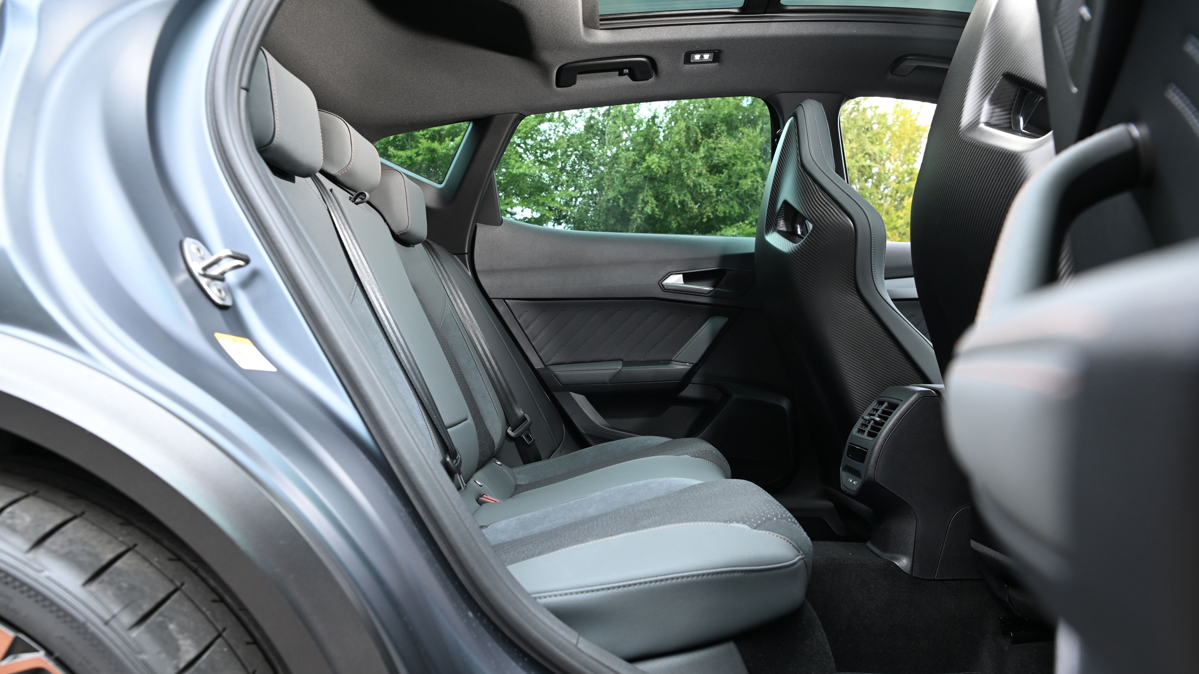 Cupra Formentor VZ5 2026 UK - rear seats