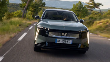 DS No7 - full front