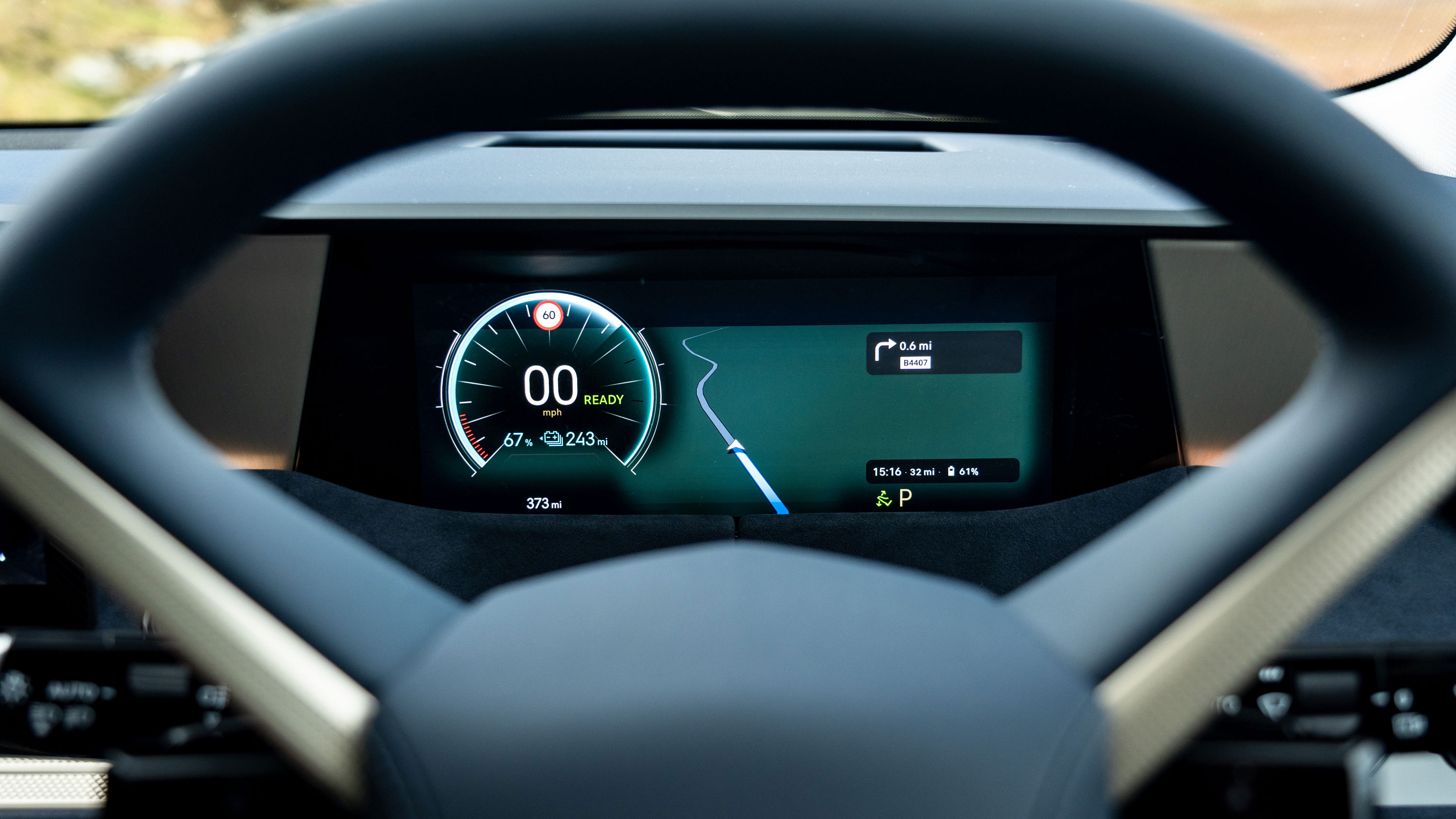 DS No8 Hybrid - dials