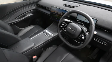 Omoda 7 SHS-P Noble Tech - dashboard