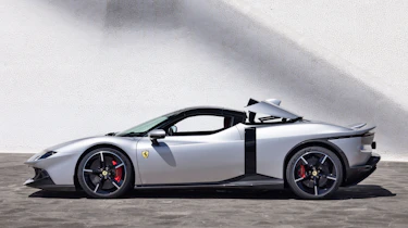 Ferrari 849 Testarossa Spider - roof closed