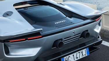 Ferrari 849 Testarossa Spider - rear detail