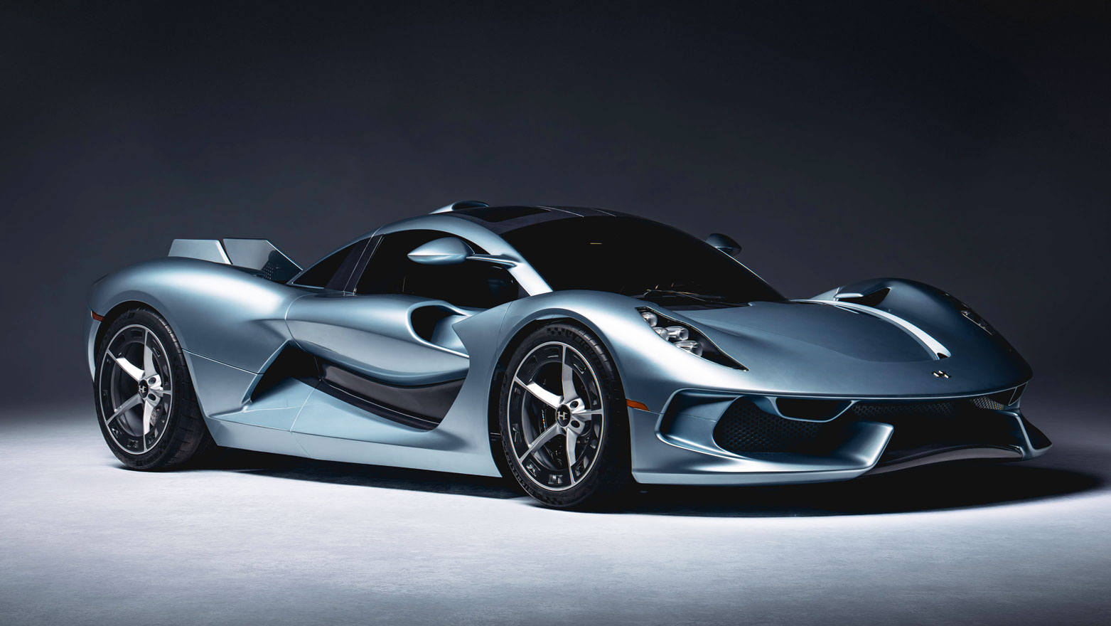 Hennessey Blackbird - front