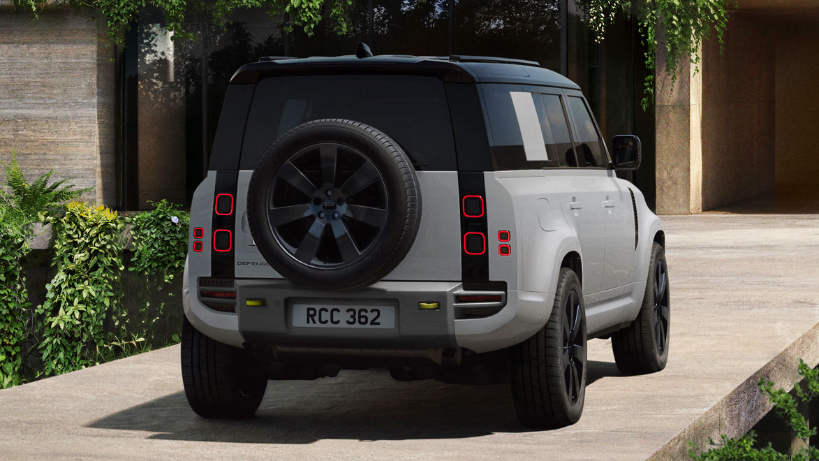 Land Rover Defender Vertex - rear