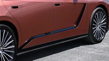 Lexus ES UK - side detail