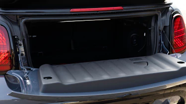 MINI Cooper Convertible - boot