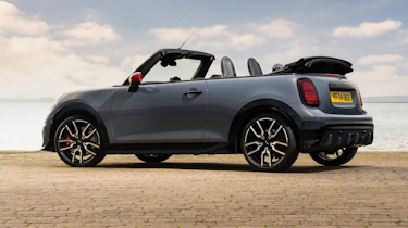 MINI Cooper Convertible - rear static