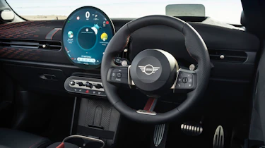 MINI Cooper Convertible - dashboard