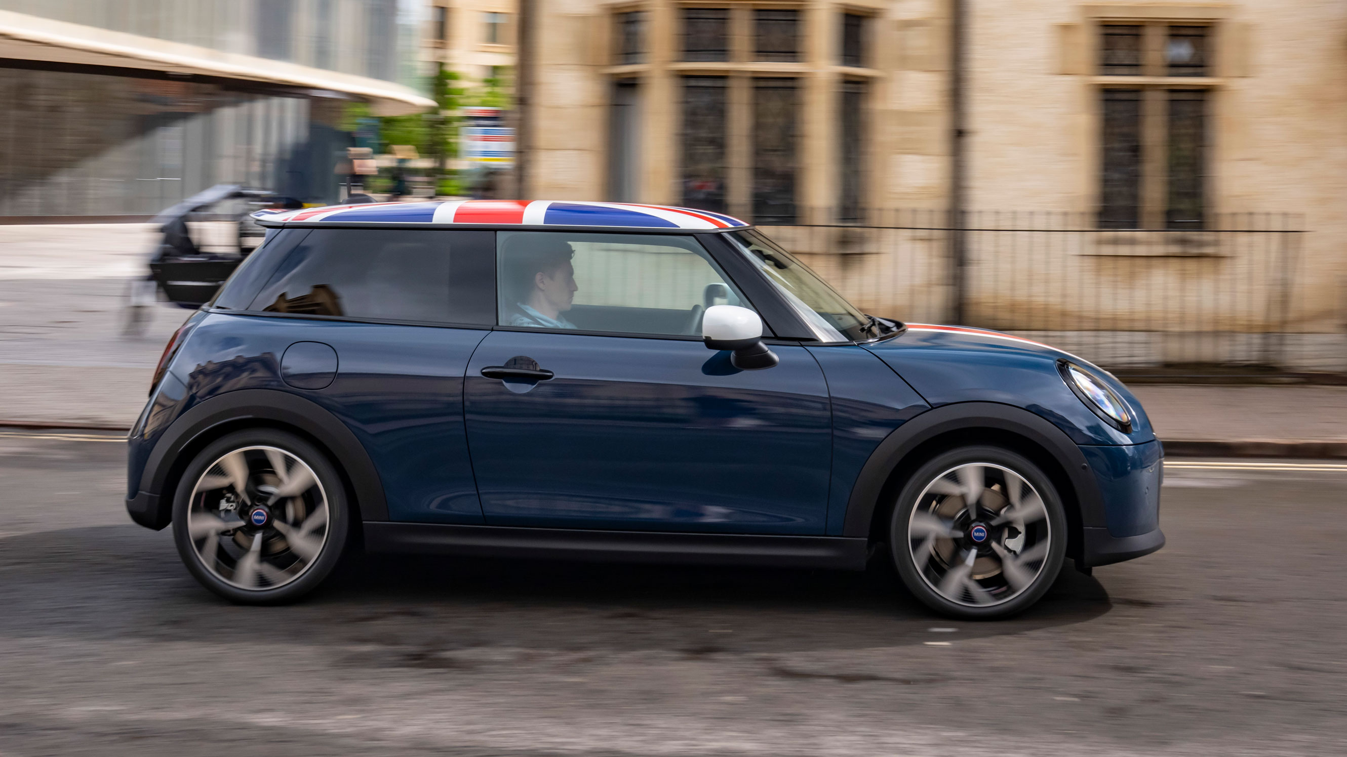 MINI Cooper Oxford Edition - side