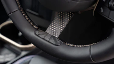 MINI Cooper Oxford Edition - steering wheel