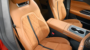 Mazda 6e - front seats