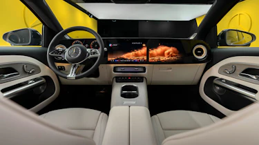 Mercedes GLA - dash