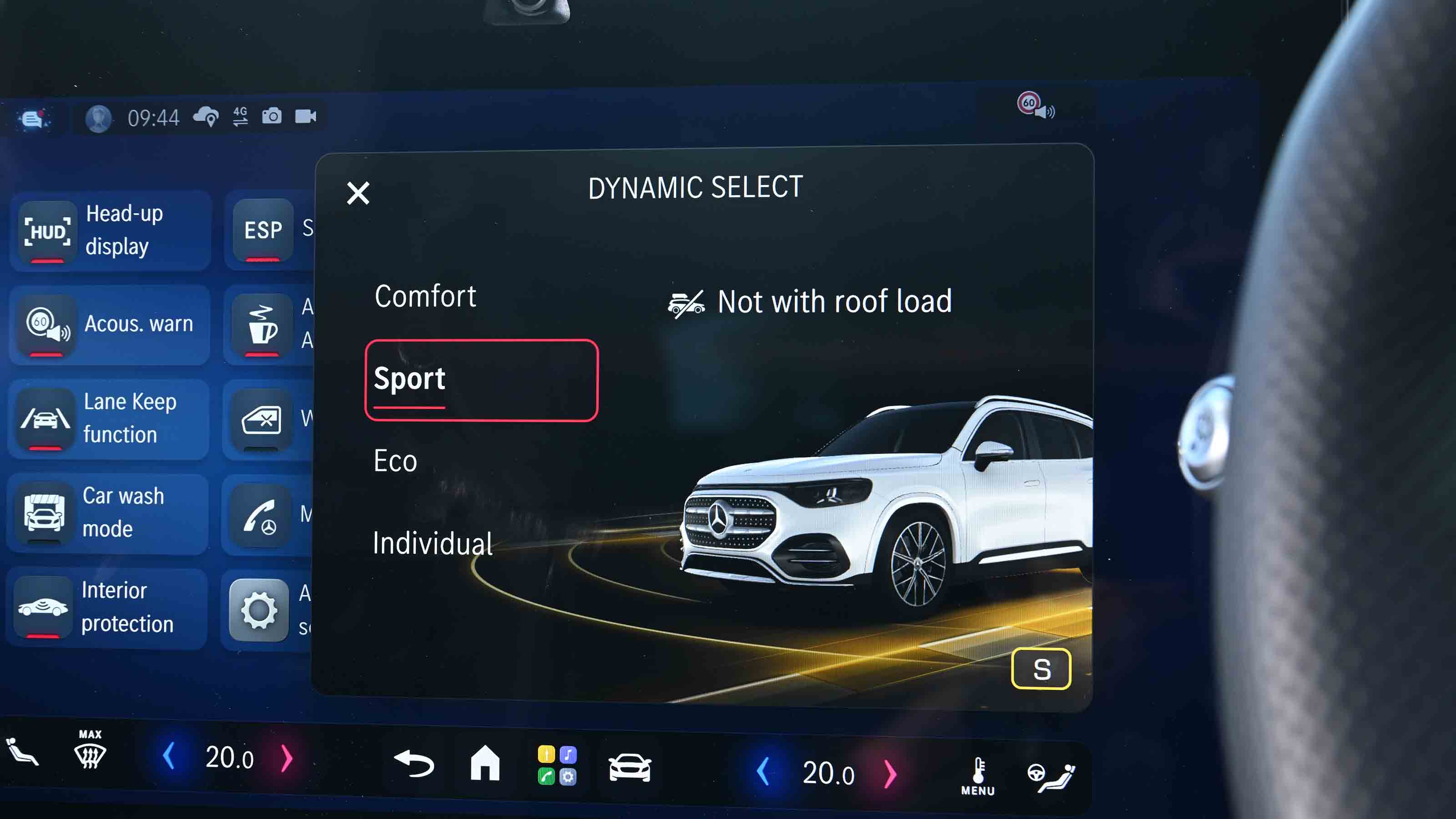 Mercedes GLB electric - drive mode menu