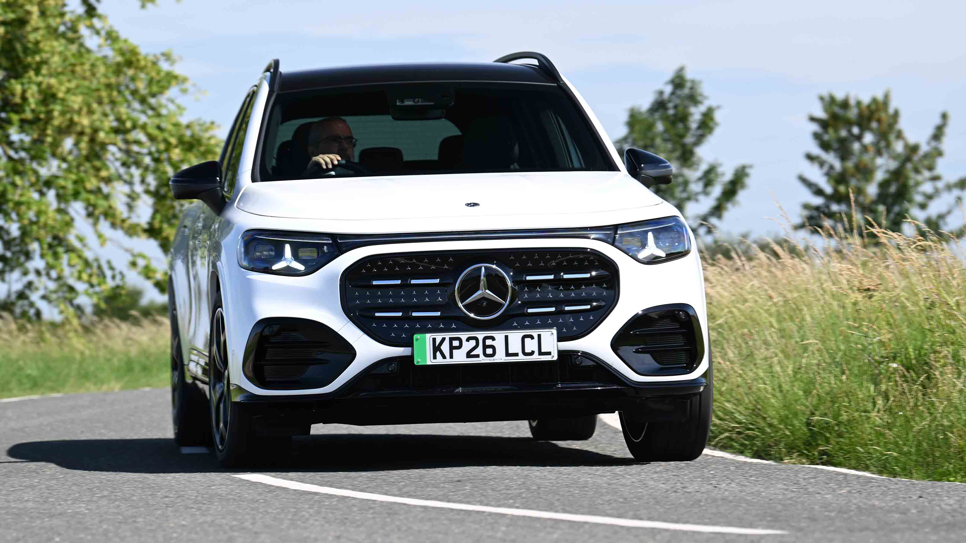 Mercedes GLB electric - front cornering, alt