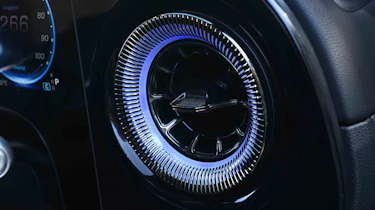 Mercedes GLB electric - illuminated air vent