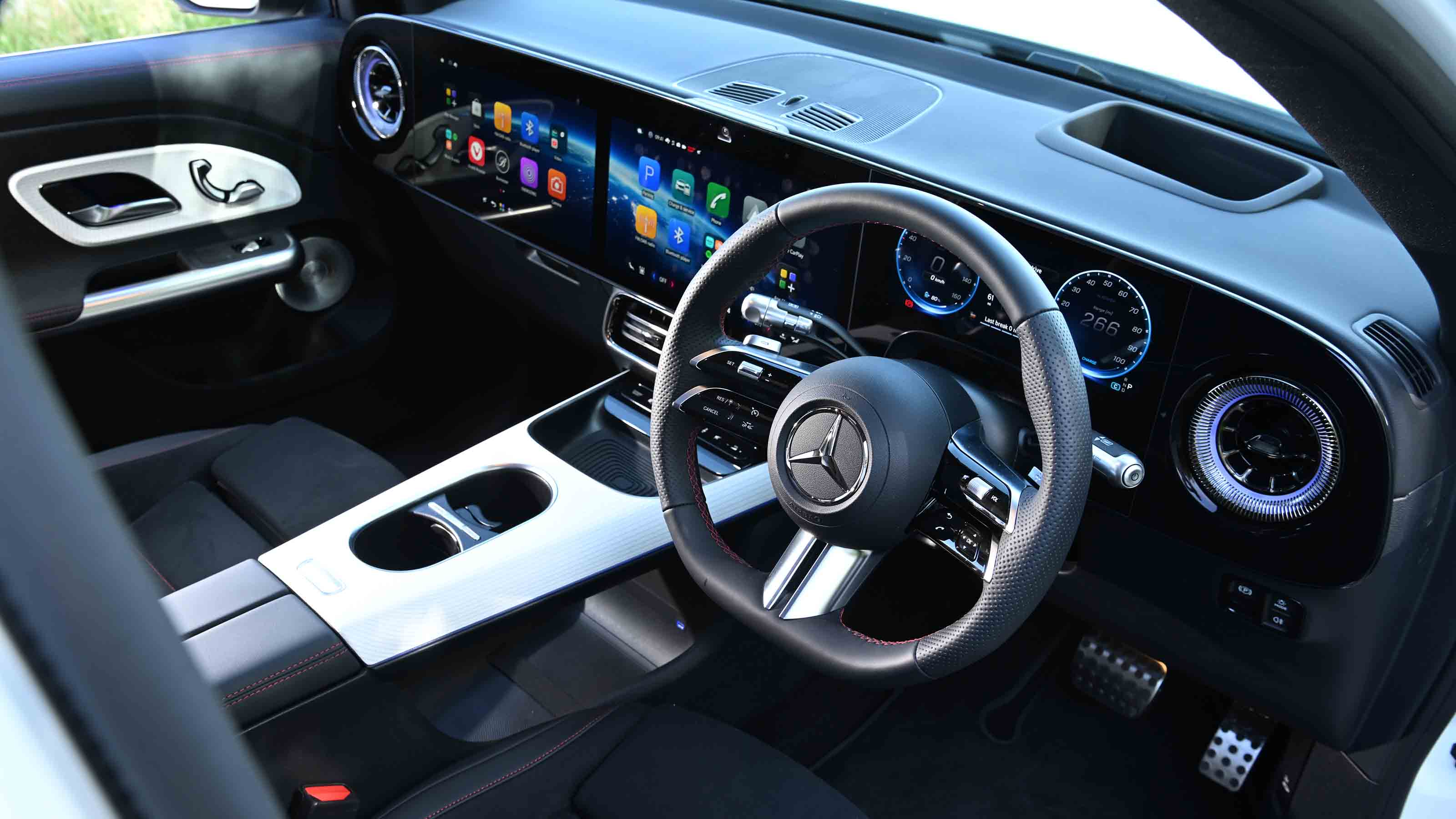 Mercedes GLB electric - dashboard