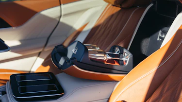 Mercedes-Maybach GLS - champagne flutes