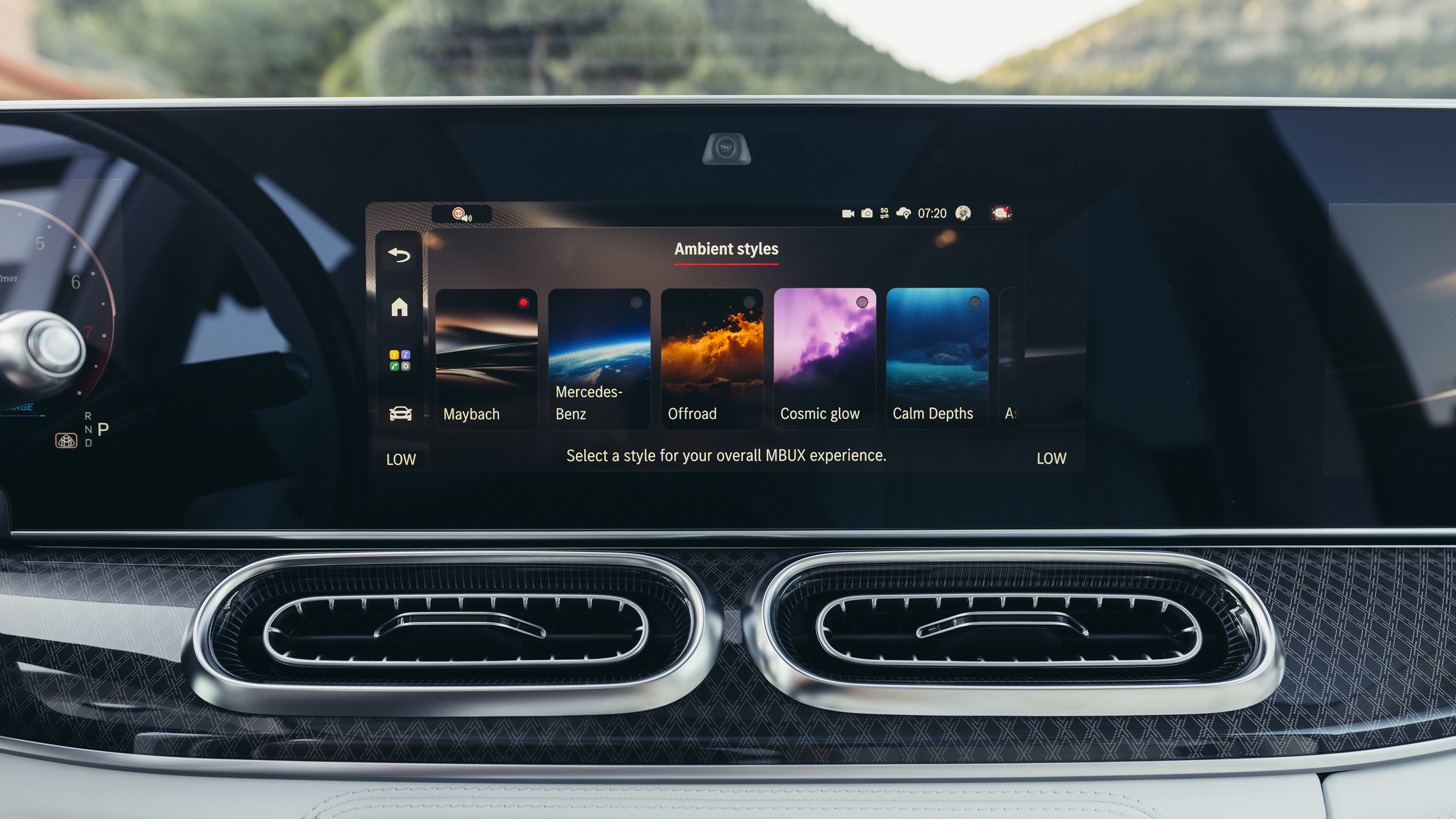 Mercedes-Maybach GLS - infotainment