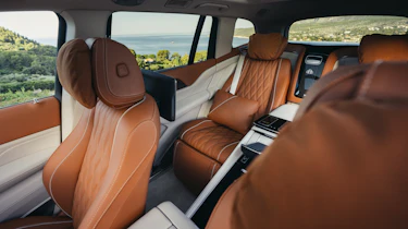 Mercedes-Maybach GLS - layout