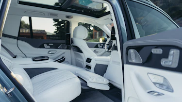 Mercedes-Maybach GLS - rear space