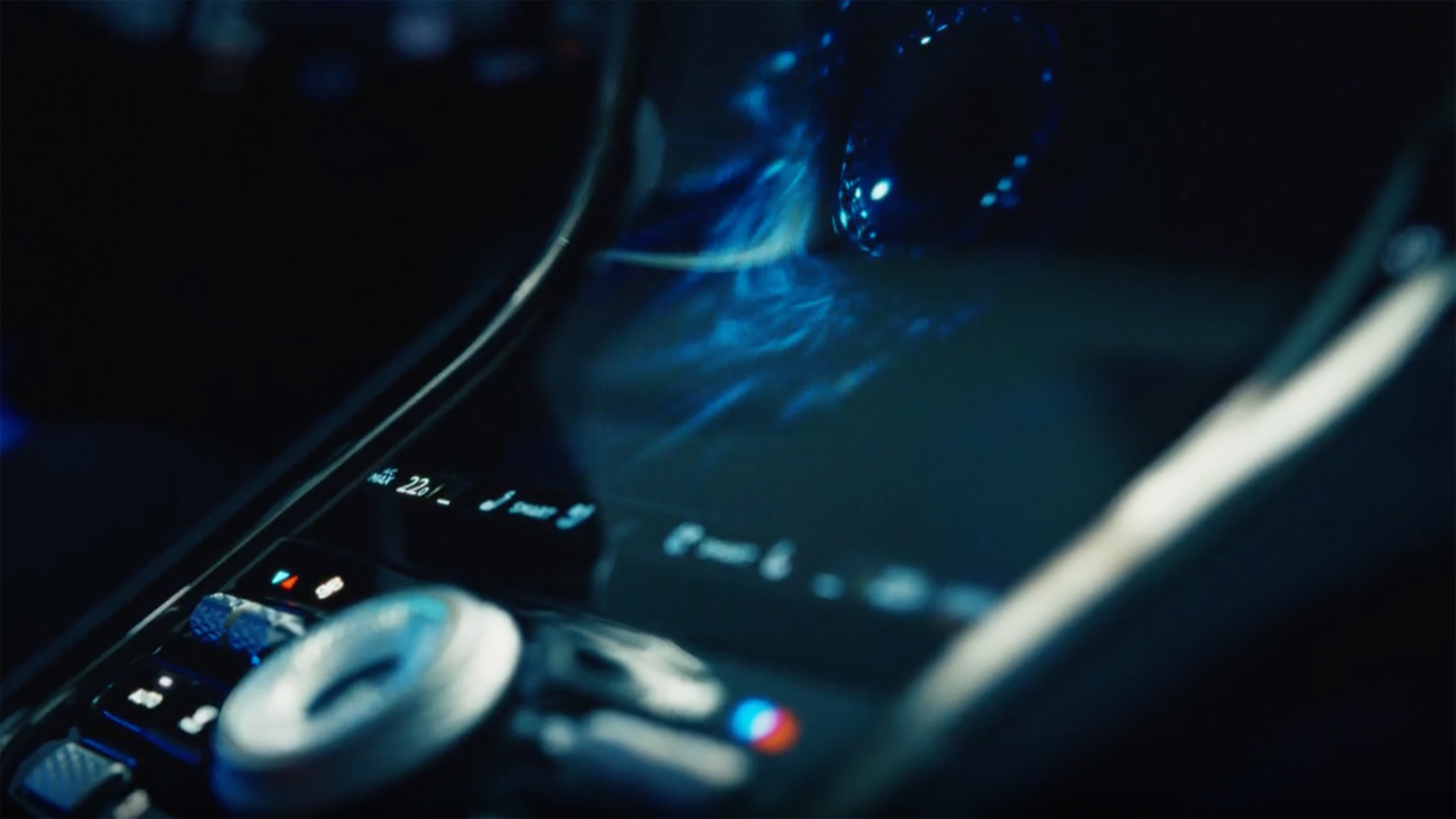 New Bentley Torcal teasers - infotainment