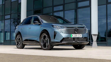 Peugeot E-3008 - front static