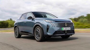 Peugeot E-3008 - front driver's tracking