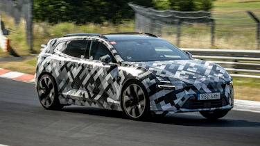 Polestar 4 SUV - dynamic front angled