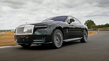 Rolls-Royce Spectre II - front tracking