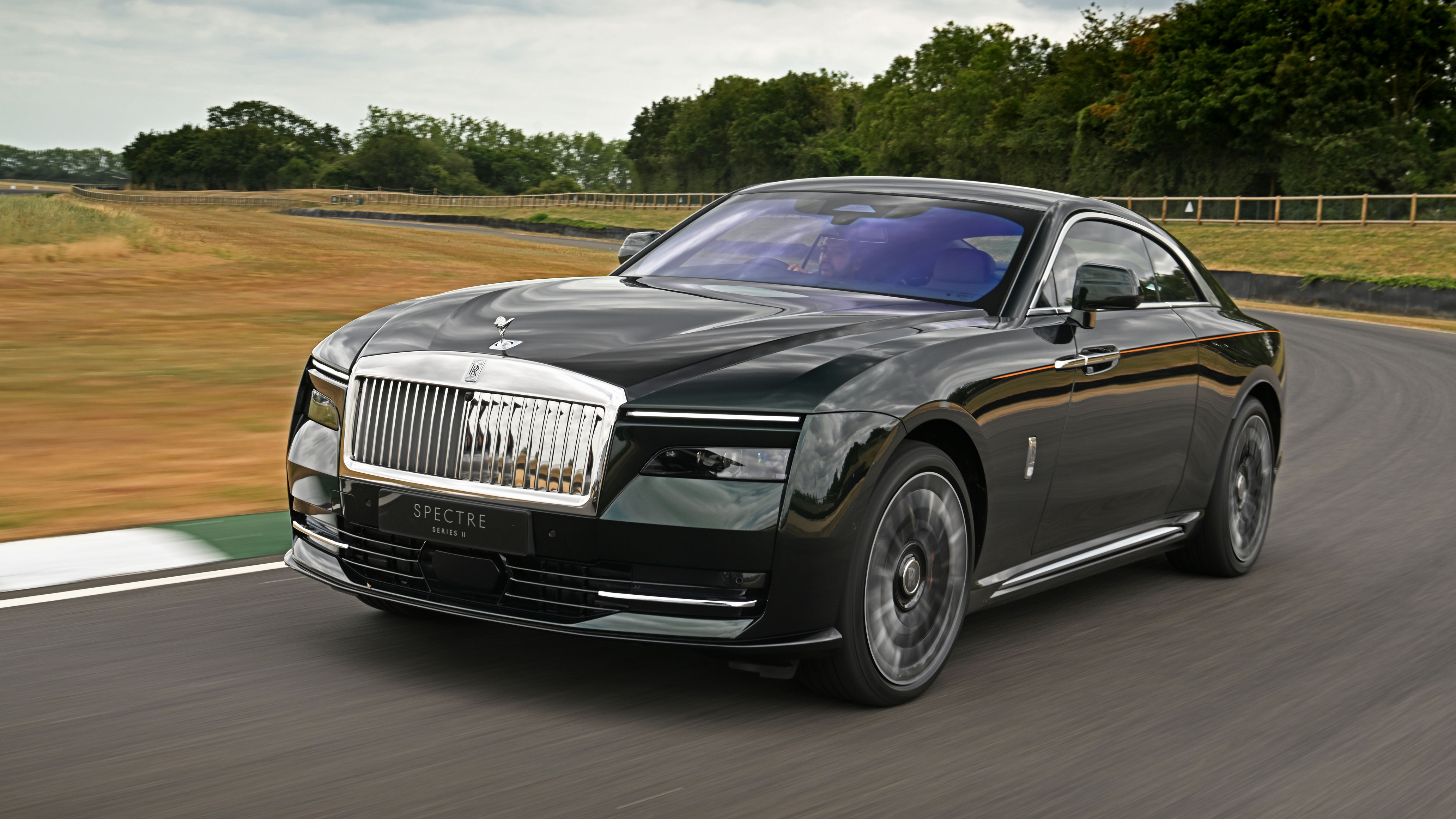 Rolls-Royce Spectre II - front