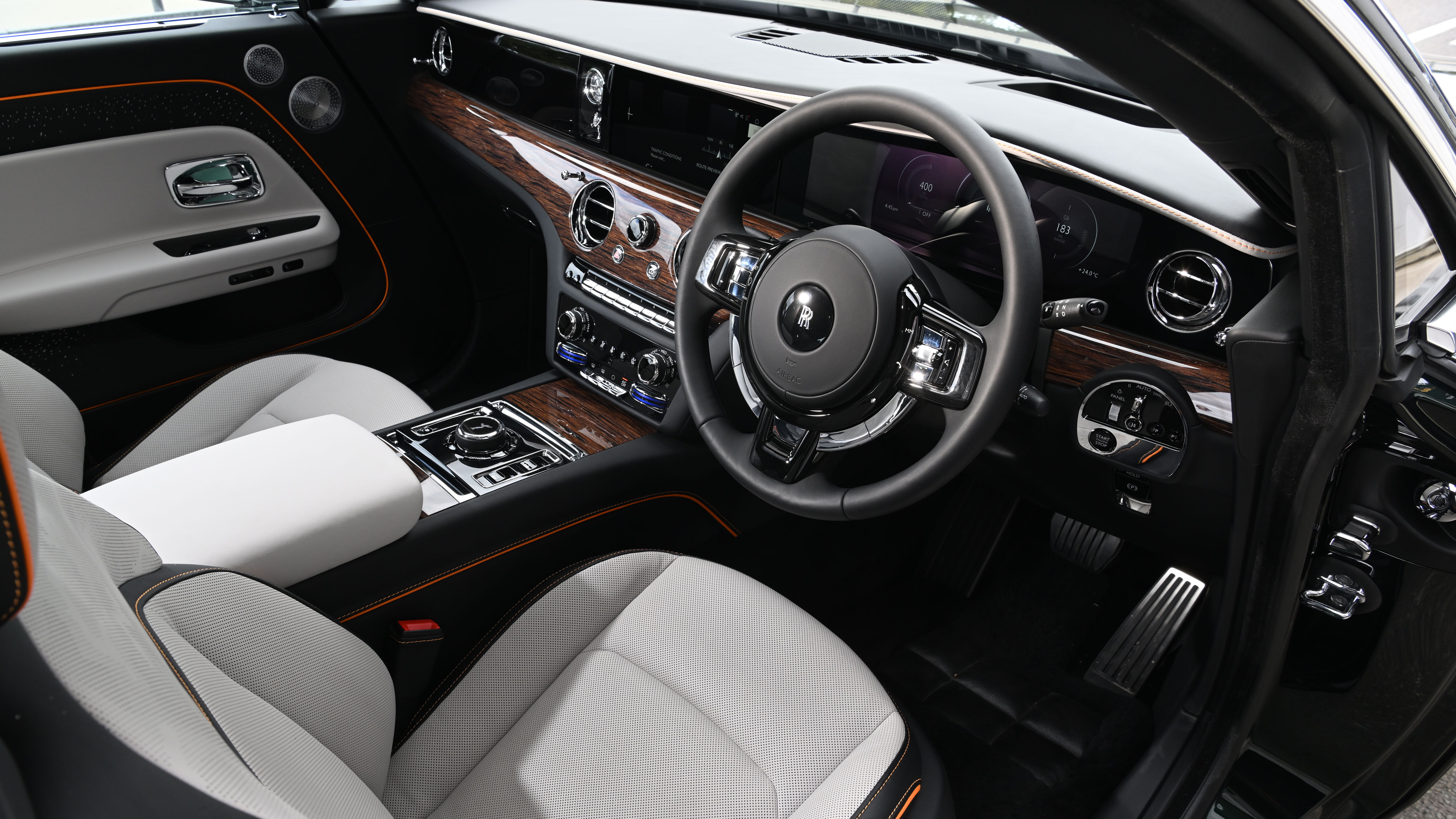 Rolls-Royce Spectre II - cabin