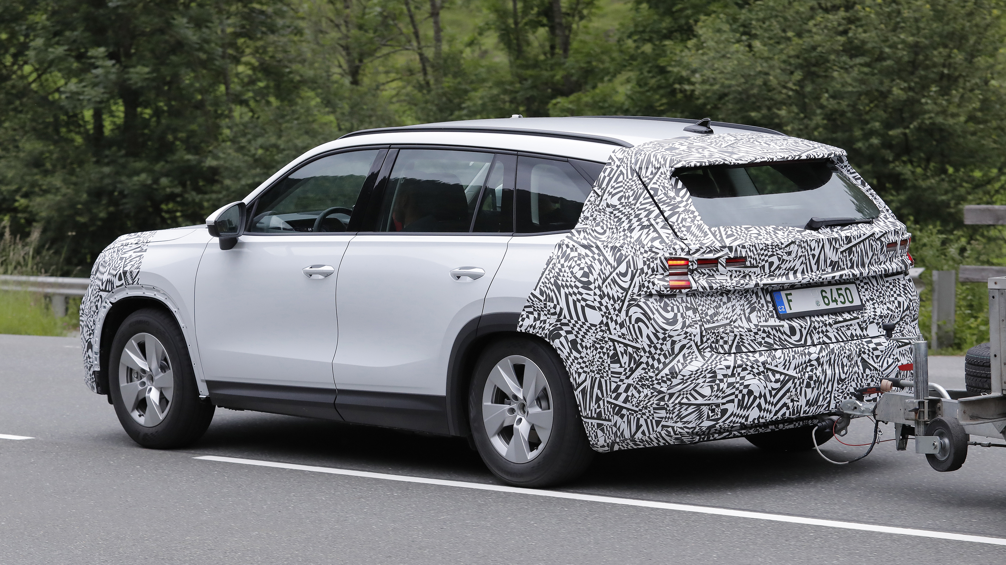 Skoda Kodiaq Facelift - rear angled