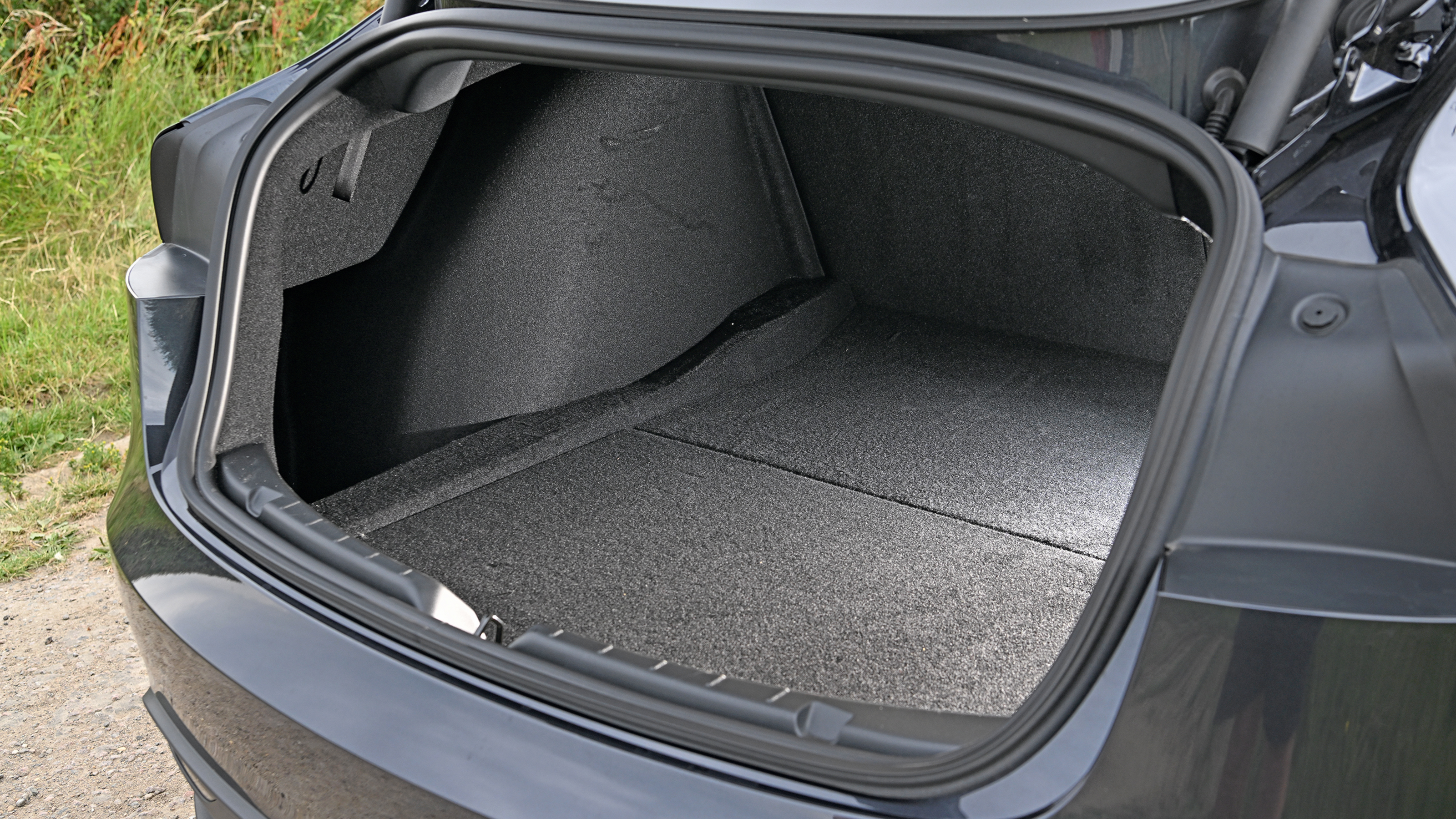 Tesla Model 3 - boot space