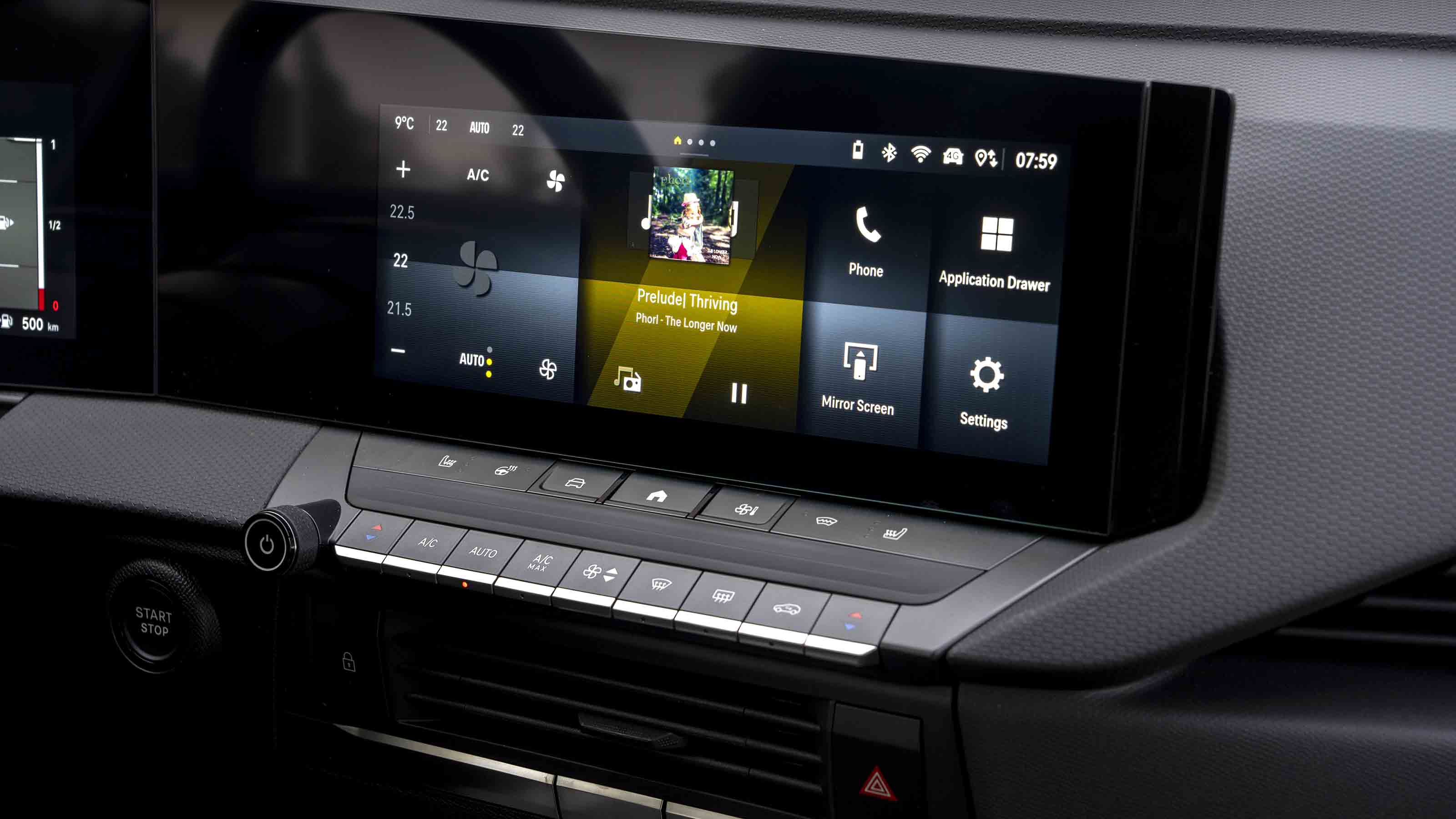 Vauxhall Astra - infotainment